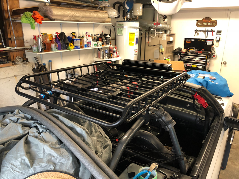 Illustration for article titled Mudstang is getting a roof basket / LEDS